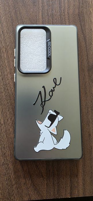 !!! etui pokrowiec Karl iphone 16 pro !!!