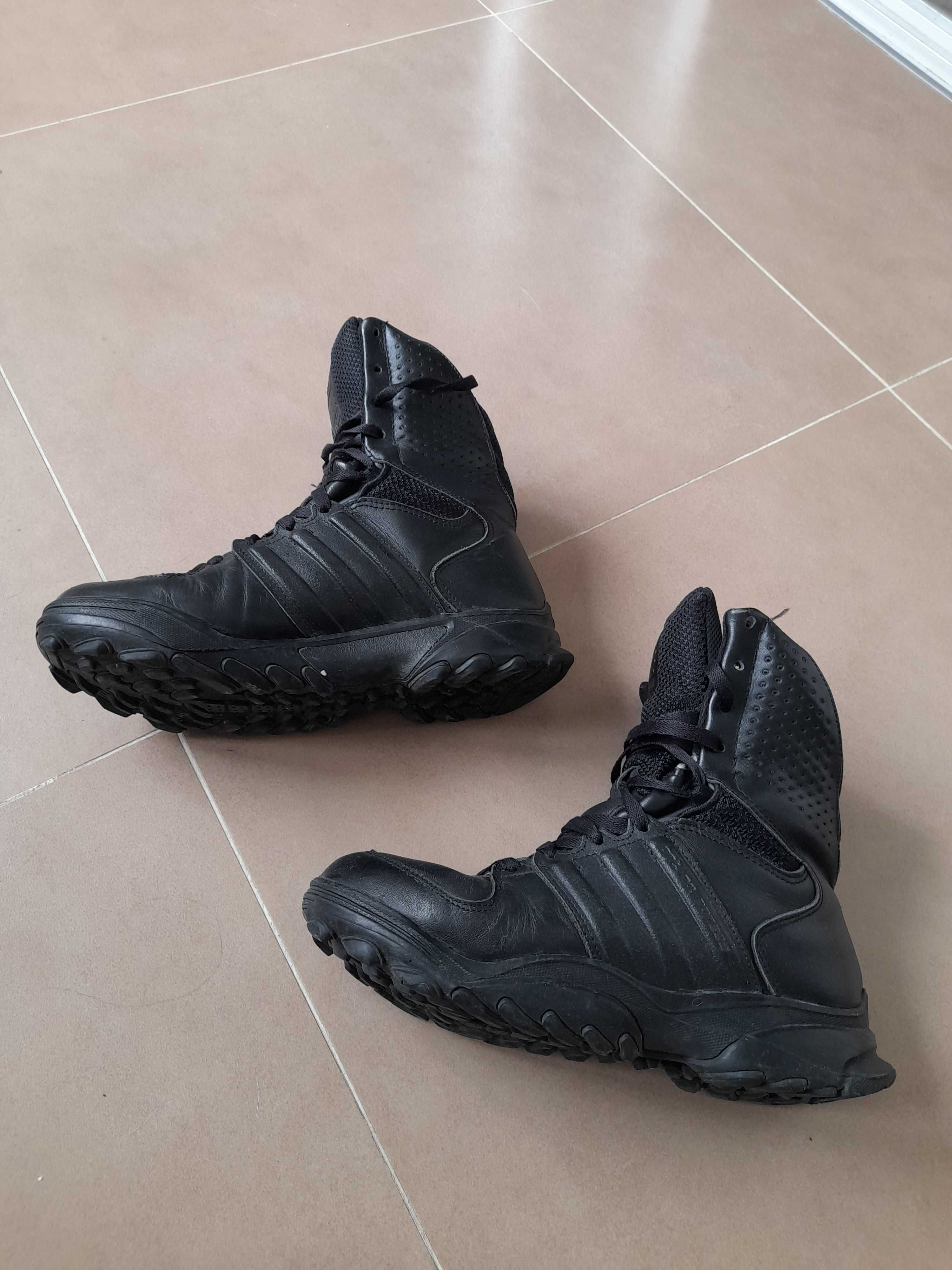 Adidas GSG9.2 waterproof    41 1/3