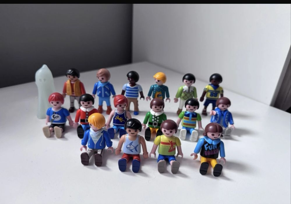 Ludziki Playmobil dzieci / 16 sztuk