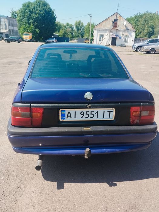 Пролам машину Опель вектор а 95 року