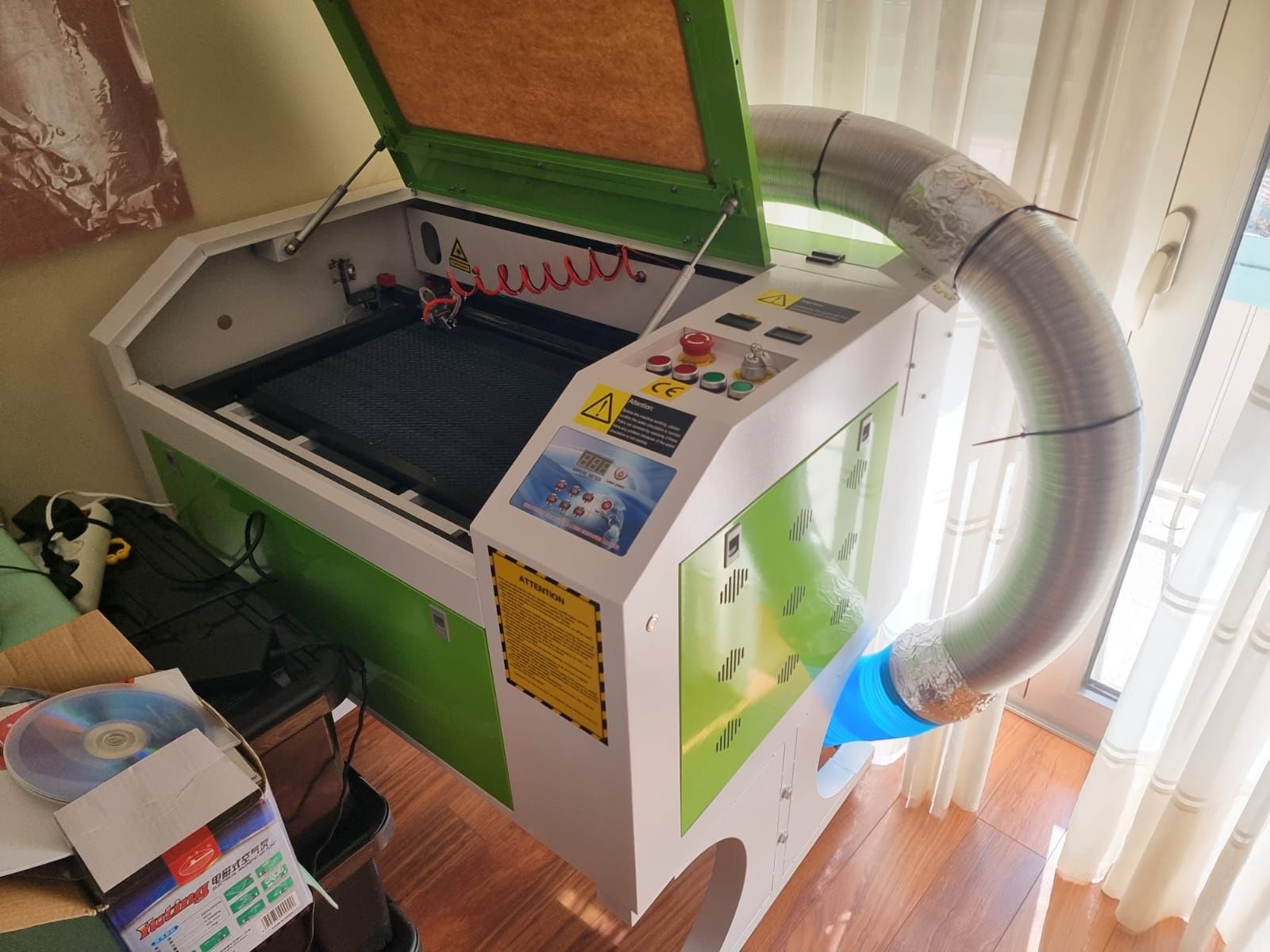 Maquina de gravação a laser