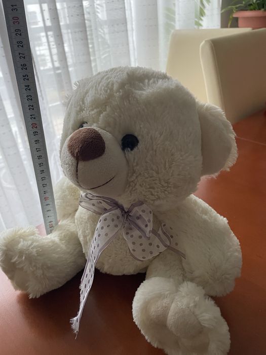 Pluszowy miś 27 cm