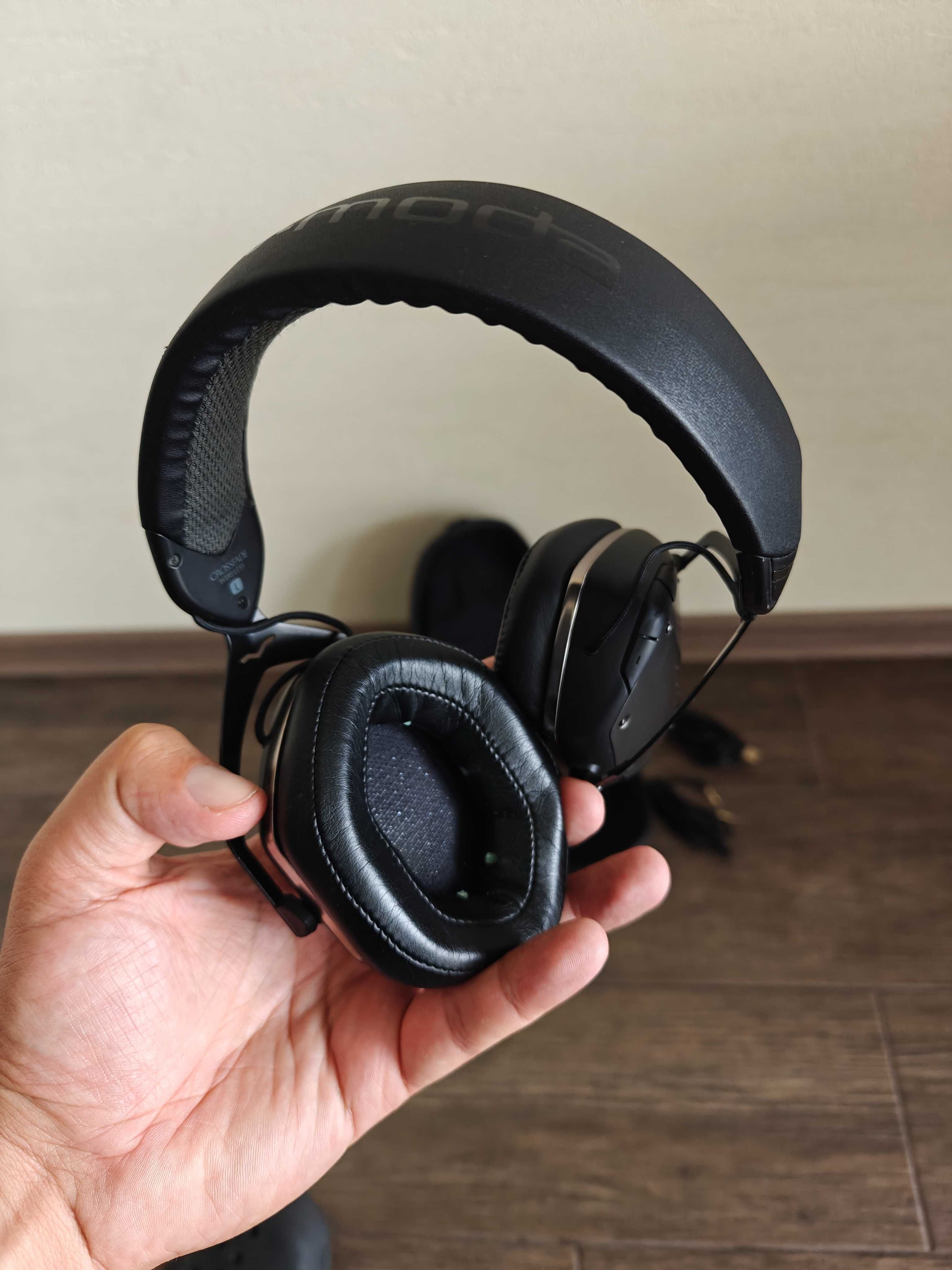 V-Moda Crossfade Wireless  /  Безпровідні навушники для аудіофілів