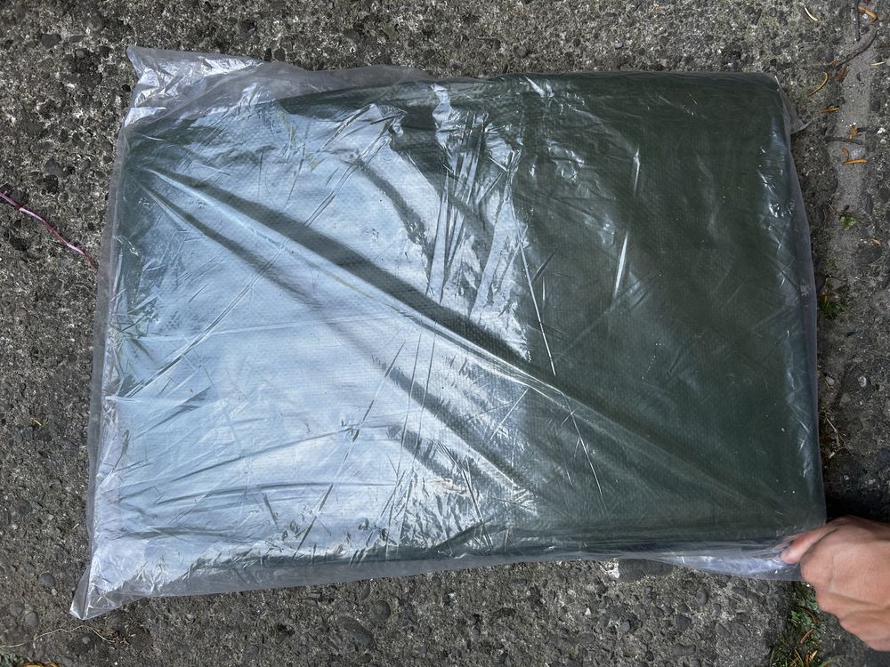 Plandeka zielona mocna z oczkami 5,4m x 7,2 m