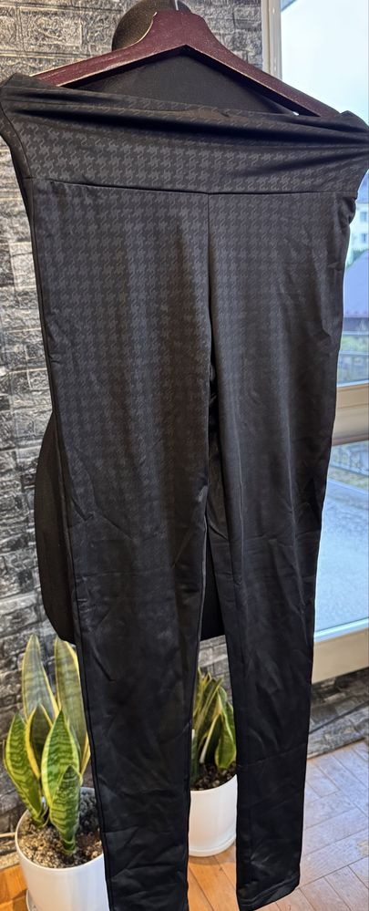 Nowe czarne legginsy getry M pretty legs