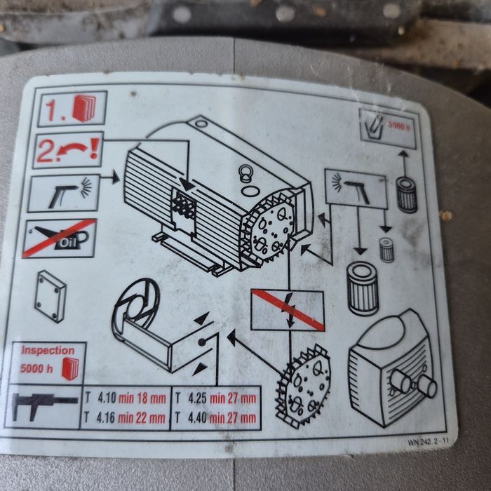 Pompa próżniowa Becker VT 4.25 CNC  850 mbar