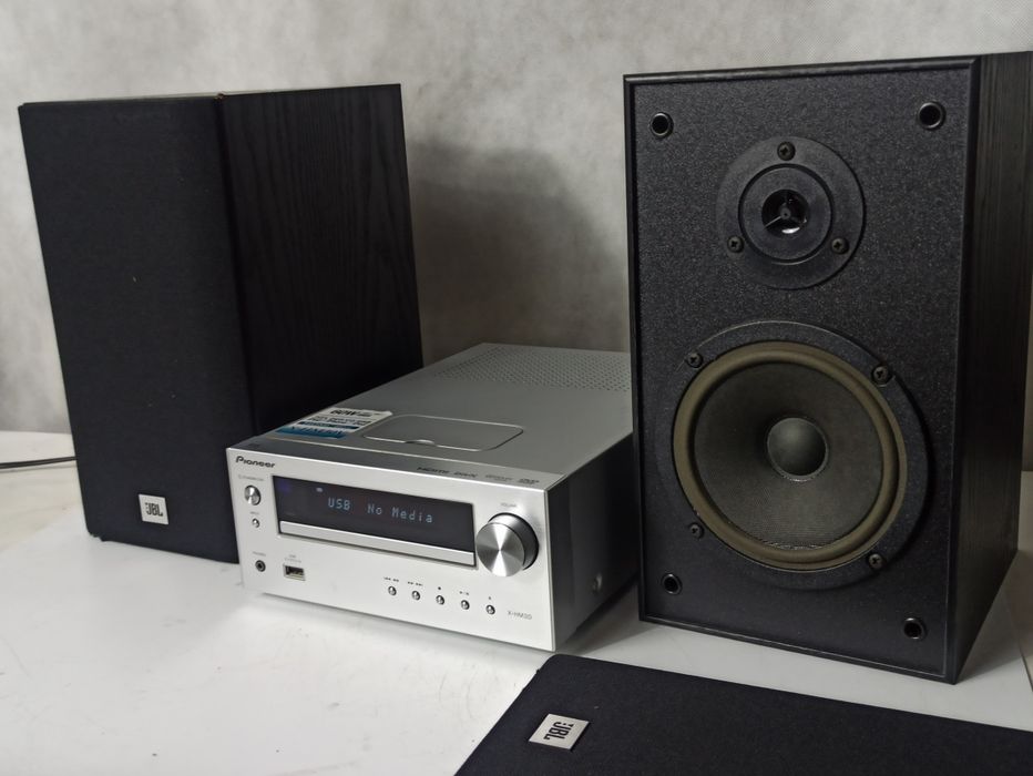 Pioneer X-HM30 Odtwarzacz DVD USB HDMi  ze wzmacniaczem + FM + Kolumny