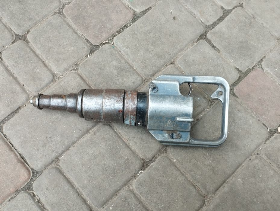 Пистолет монтажный