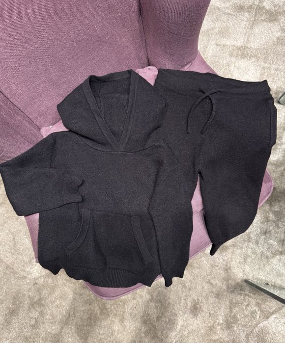 Дитячий шерстяний костюм 86см