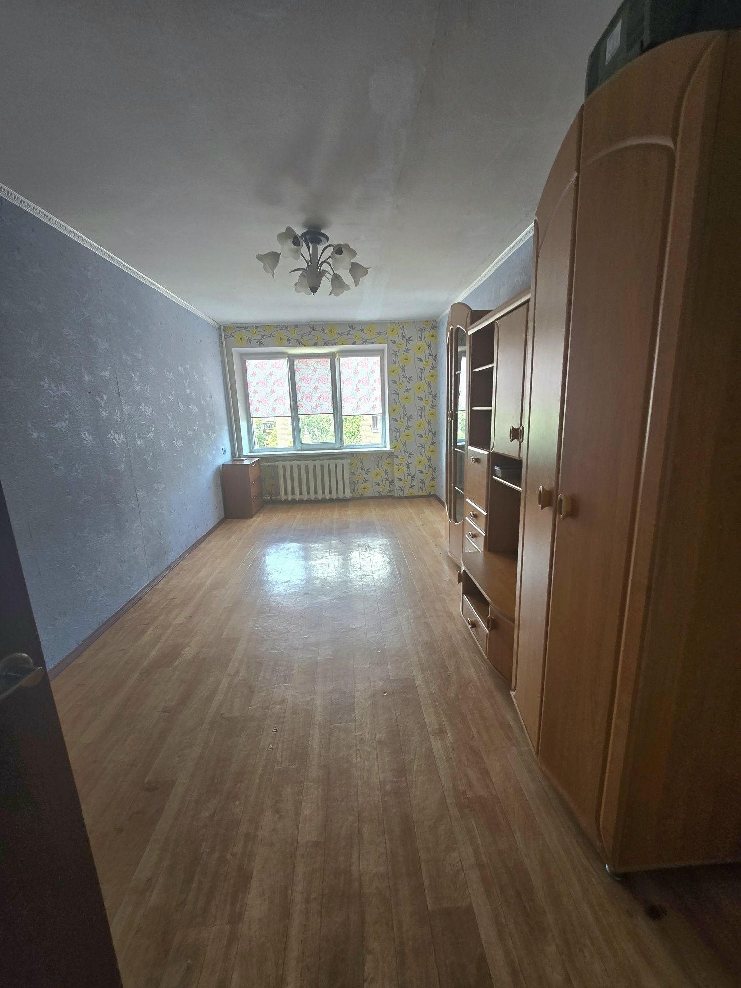 Продам 2к.квартиру Левый берег, Осенняя
