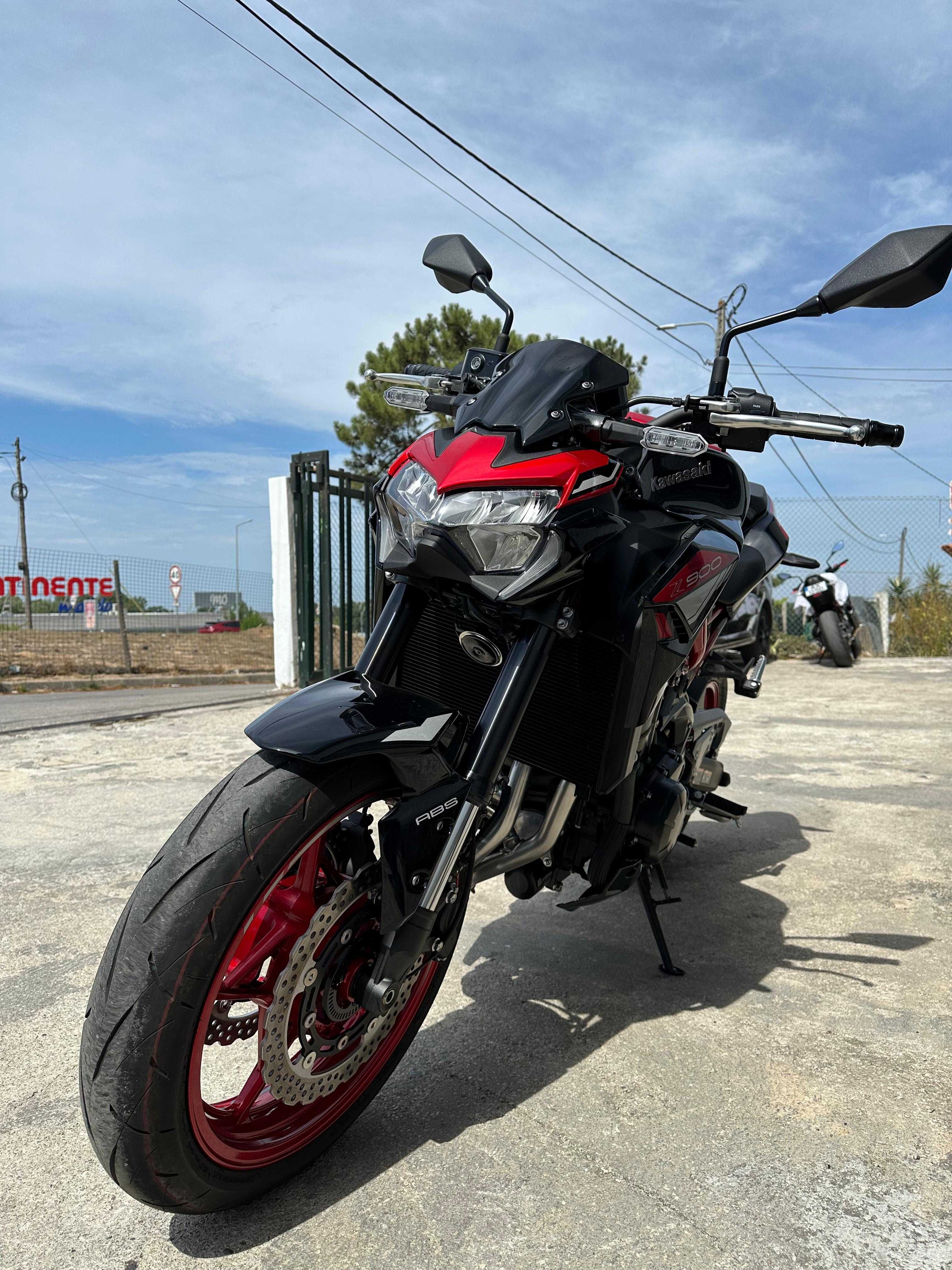 Kawasaki Z900 de 2024