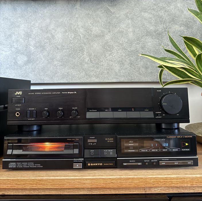 JVC AX 242 wzmacniacz stereo