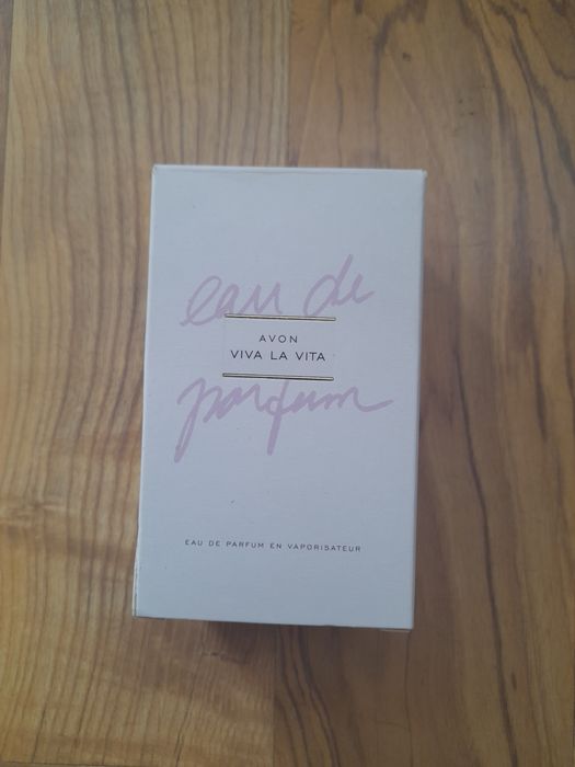 Woda viva la vita avon