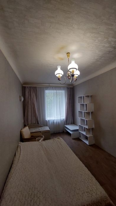 Оренда 2к квартири центр міста Миру Вознесенівський