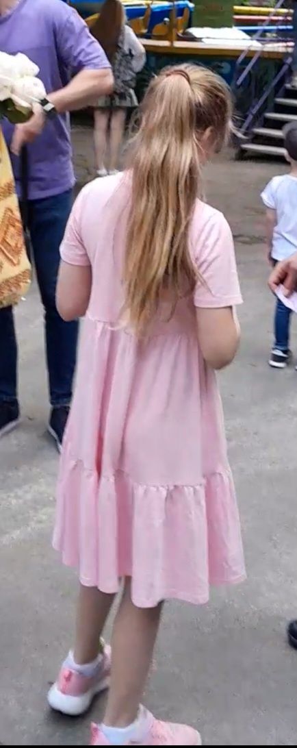 Плаття літнє рожеве на дівчинку 9-11років