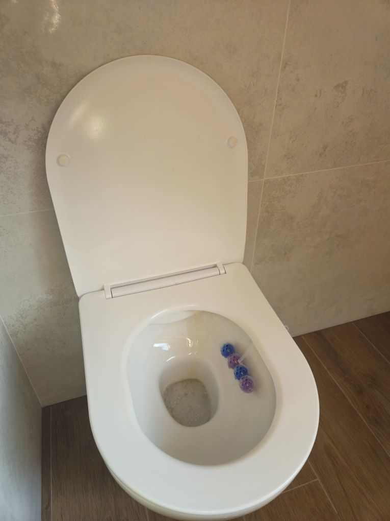 Miska WC wisząca, Lavita Sinto