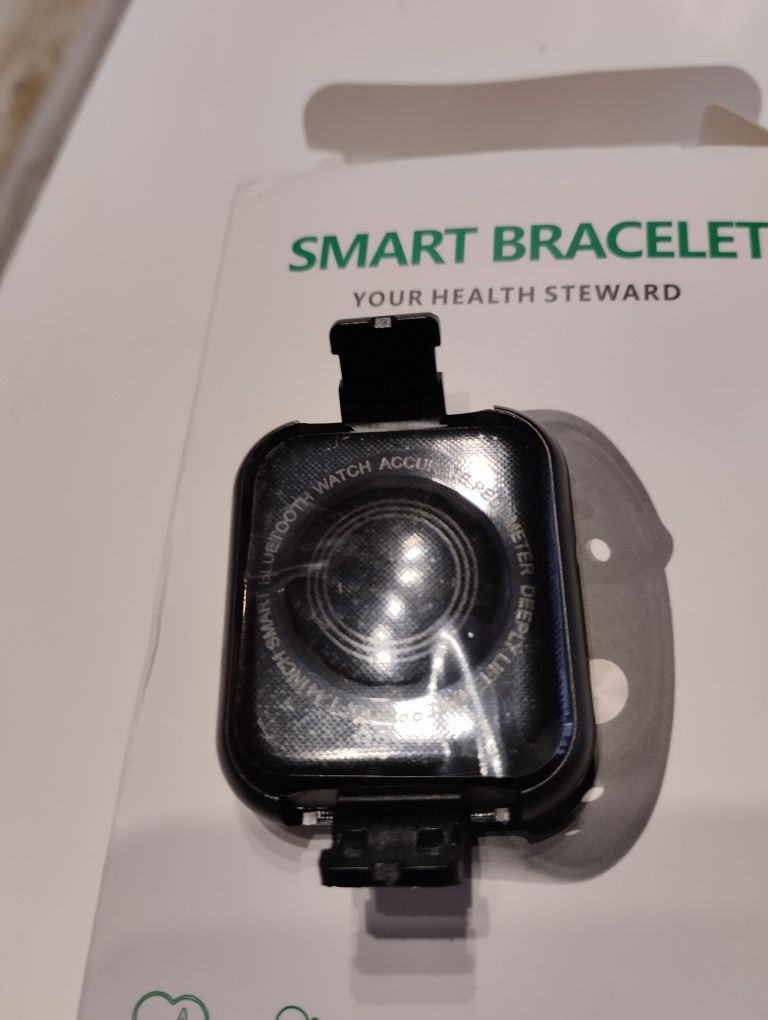 sprzedam zegar Smart bracelet nowa