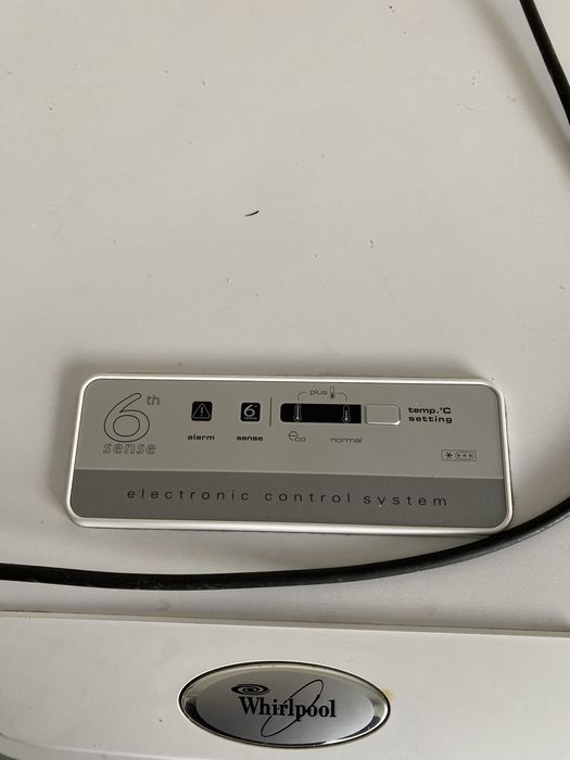 Arca congeladora whirlppoll 6 dendê