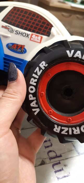 Машини дві на пульті vaporizr Nikko і Lamborghini лот 3 шт