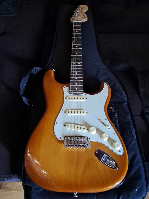 Fender American Performer Stratocaster RW Honeyburst