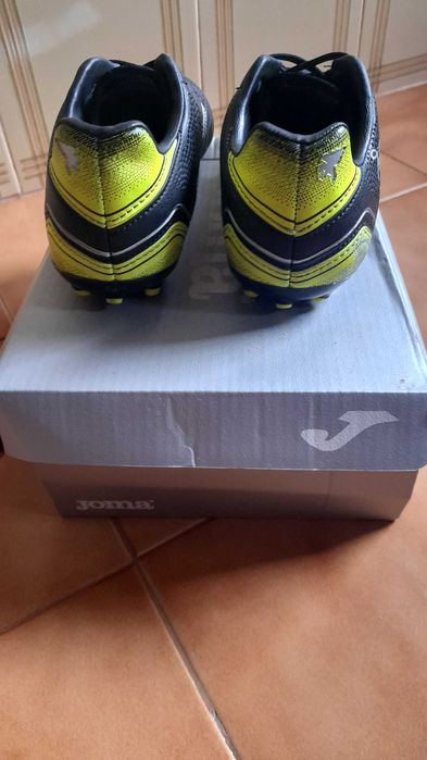 Chuteiras Joma 32