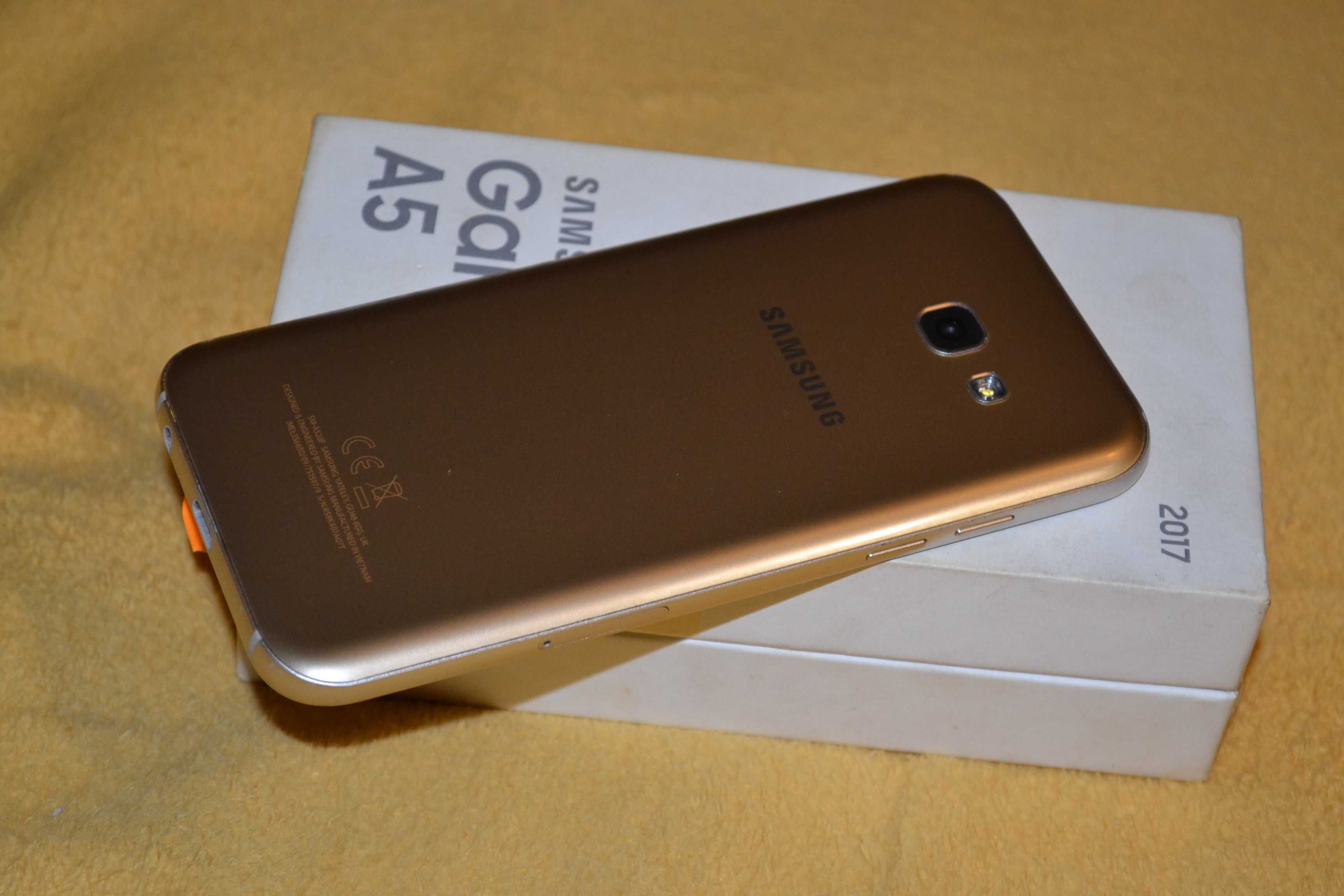 Samsung A 5 2017 złoty ładny sprzedam