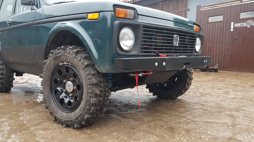 Przedni zderzak stalowy pod wyciągarke lada niva NOWY FV