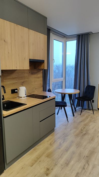 Сдам  посуточно возле автовокзал,ЖД ,центр