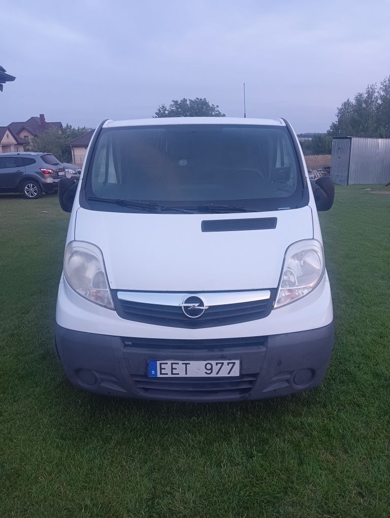 Opel Vivaro 2.0, 2008
