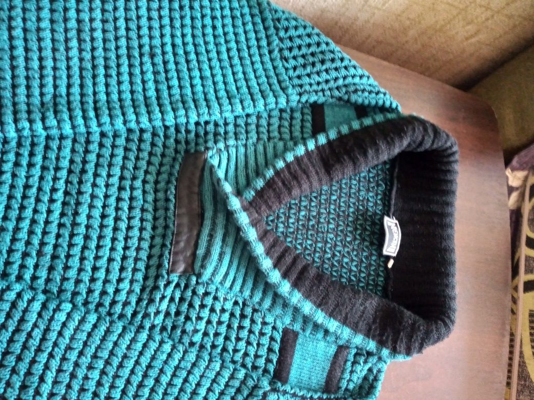 Продам мужской джемпер пуловер