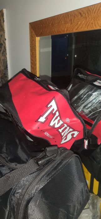 Шлем бокс S новый натур. Кожа .made in pakistan 55-60см