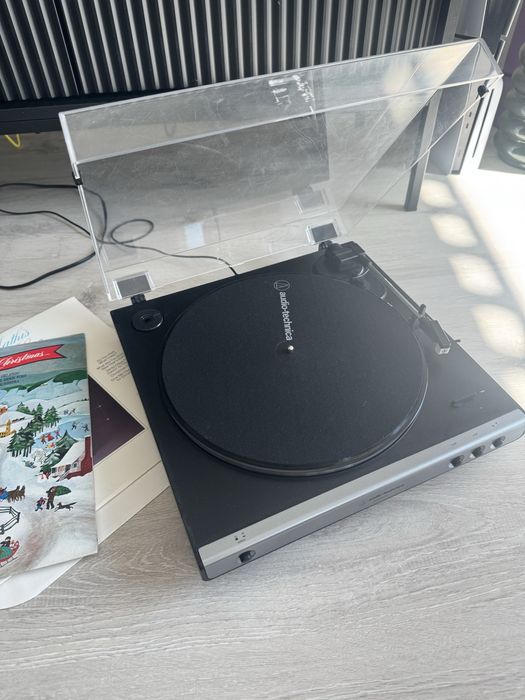 Програвач вінилу Audio-technica AT-LP60XUSB