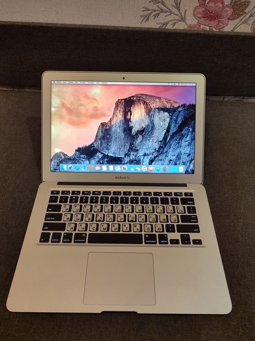 Ноутбук MacBook air