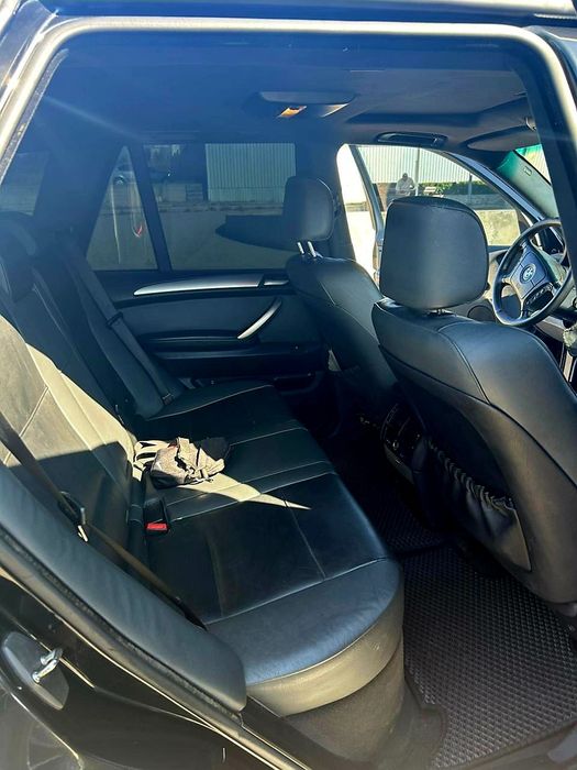 Продам БМВ Х5 3.0 Дизель