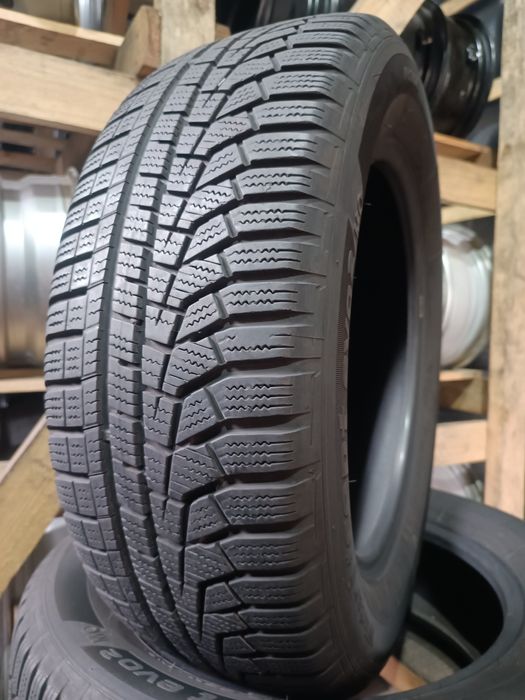 Зимові шини HANKOOK 205/60 R16 резина Р16