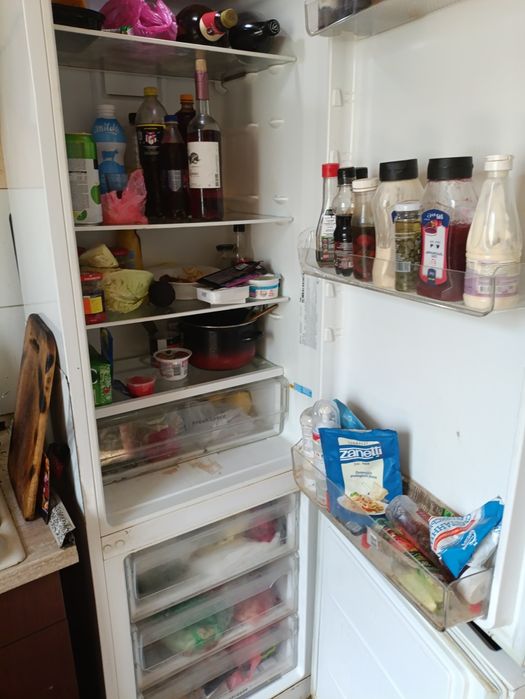 Холодильник индезит рабочий