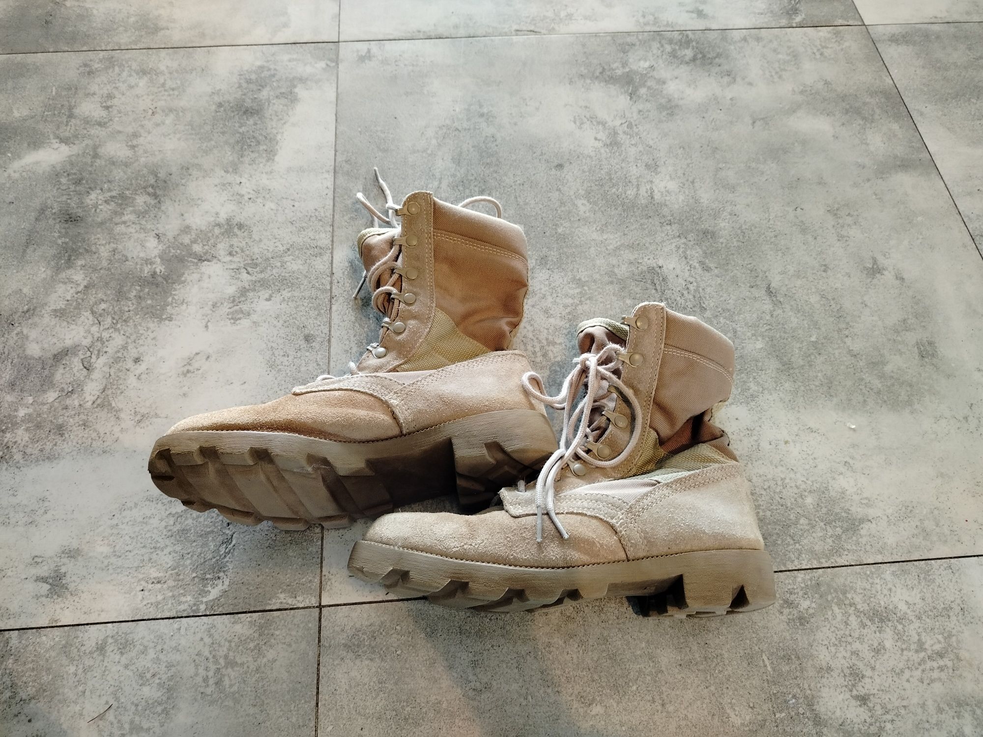 Buty trzewiki wojskowe letnie, pustynne. Mil - Tec, US Desert boots.