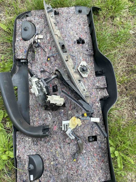 Дворник с моторчиком  рено меган 2