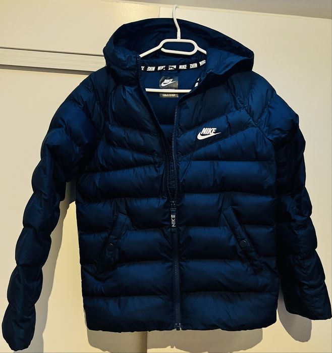 Zimowa kurtka nike 10-12 lat