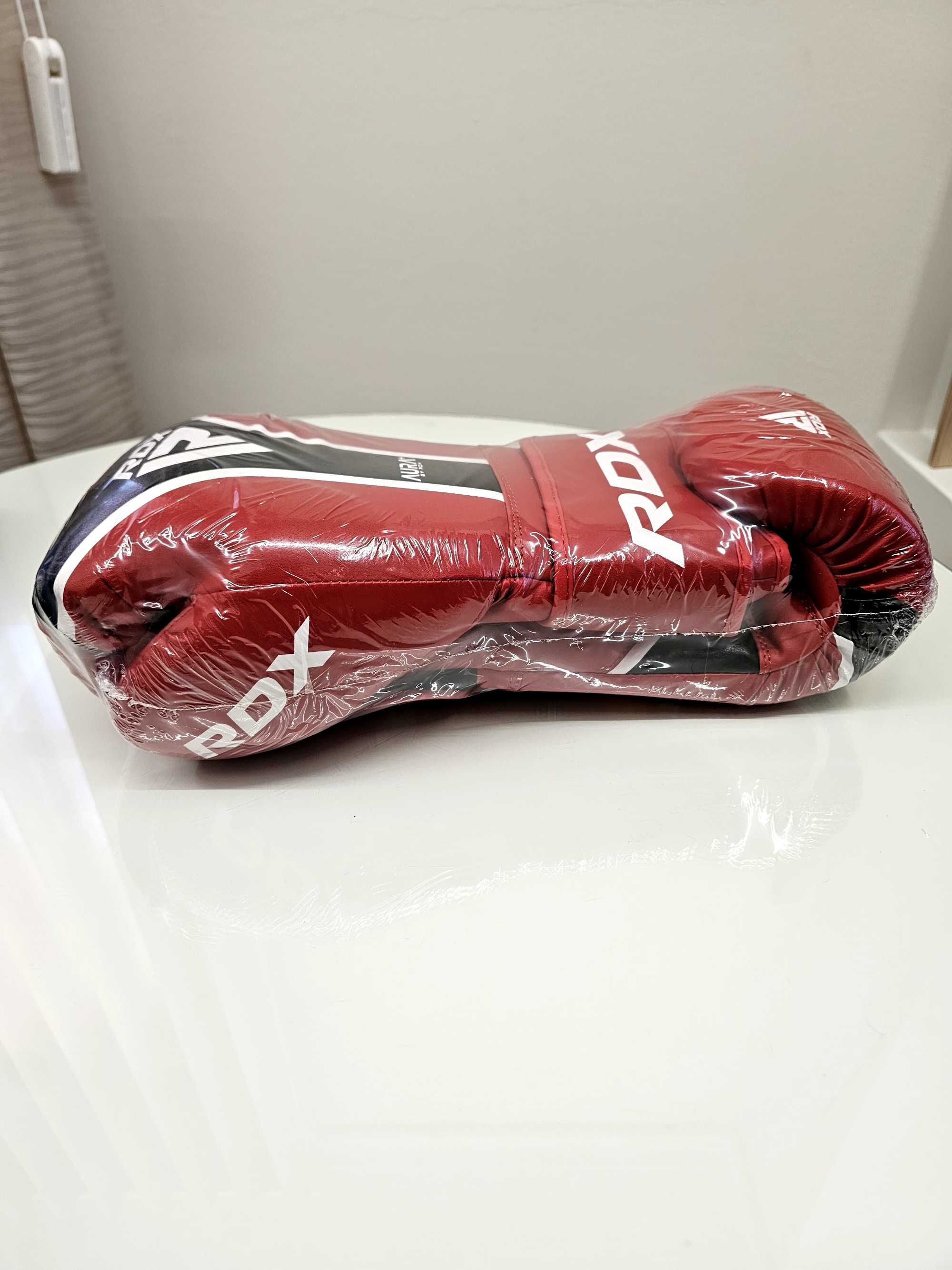 Luvas de boxe RDX Sports Aura Plus T-17