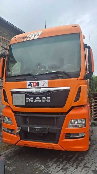 MAN TGX  Z uszkodzonym silnikiem