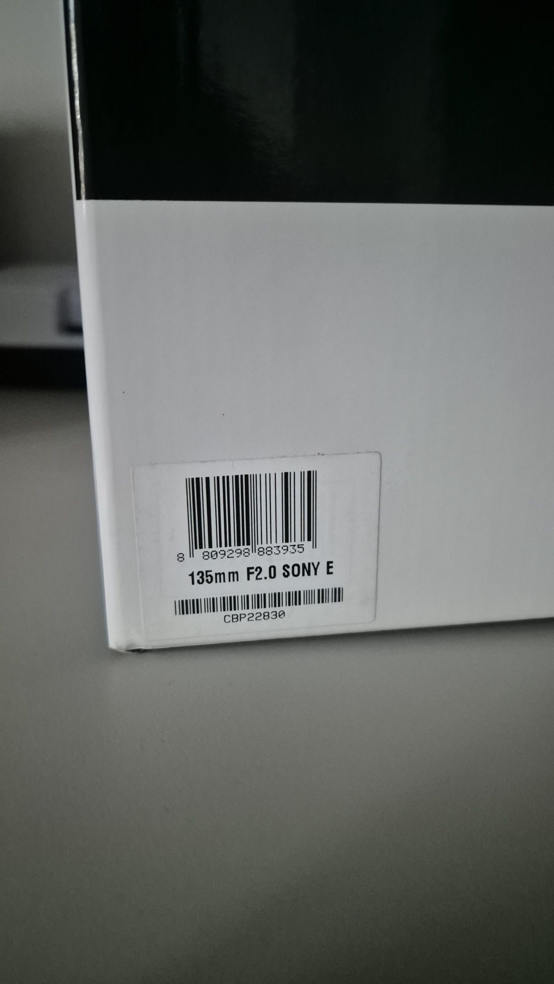 Samyang 135mm f 2.0 ed umc telephoto lens