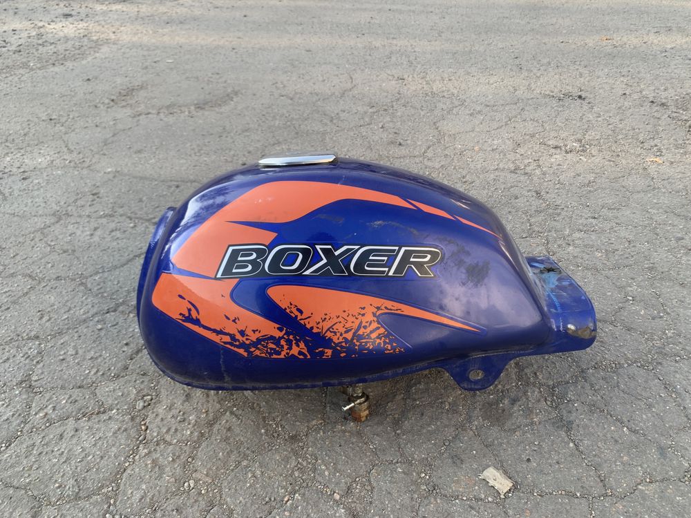 Продам Бак на Мотоцикл Bajaj Boxer