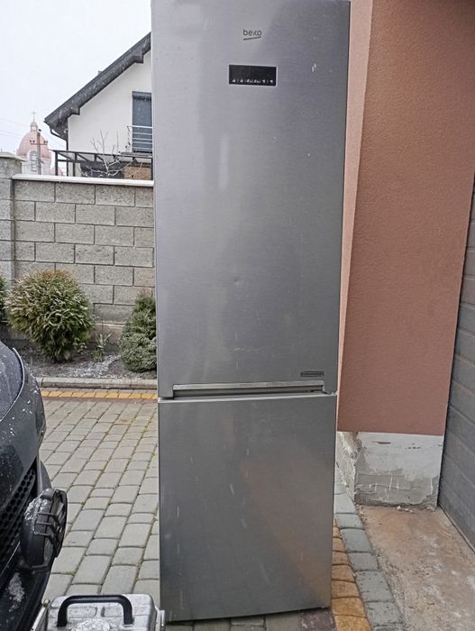 Продам холодильк