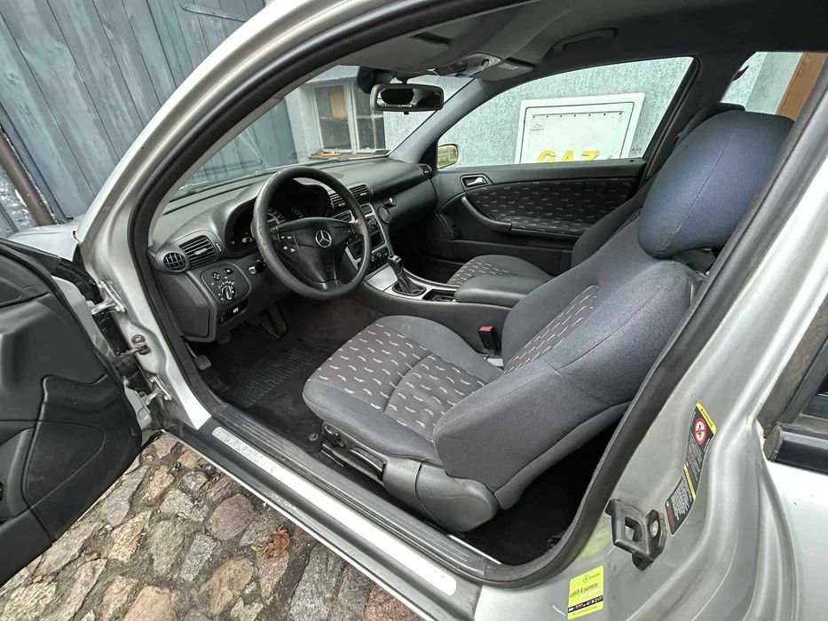 Mercedes Benz klasa C W203