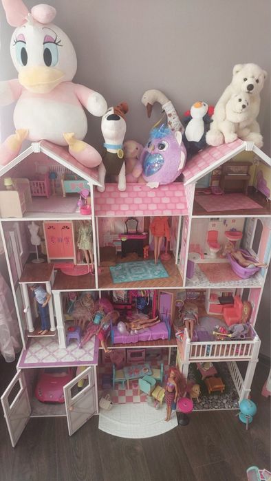 Кукольный дом для Барби