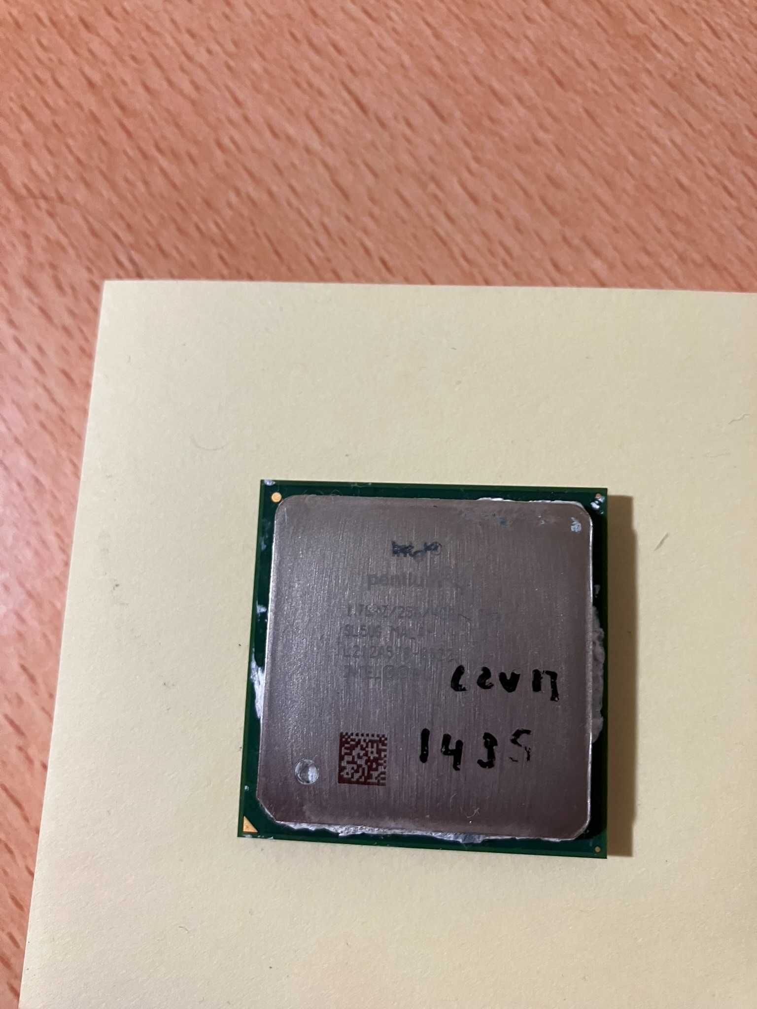 Intel® Pentium® 4 - 1,70 GHz, cache 256 K, BUS 400 MHz