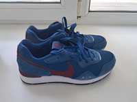 Nike Venture Runner