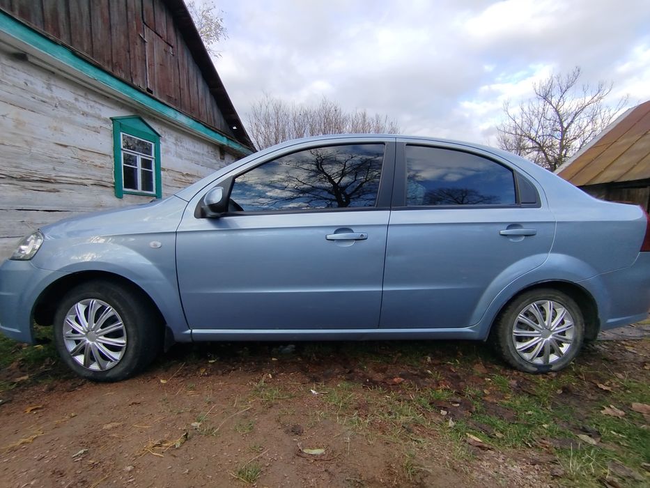 Продається машина Chevrolet Aveo в гарному стані