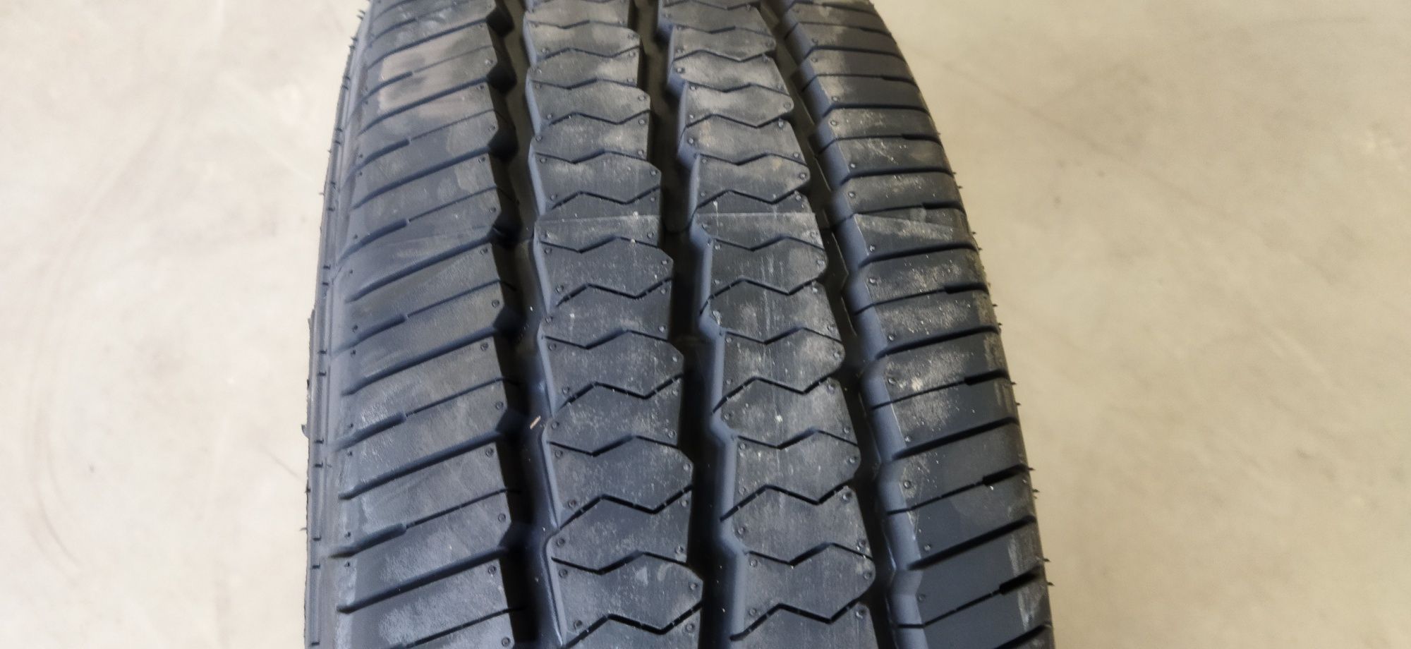 Nowe opony letnie 225/70R15 C Goodride SC328  dostawcze